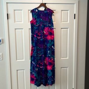 Dael's Hawaiian Vintage Floral Print Maxi Dress